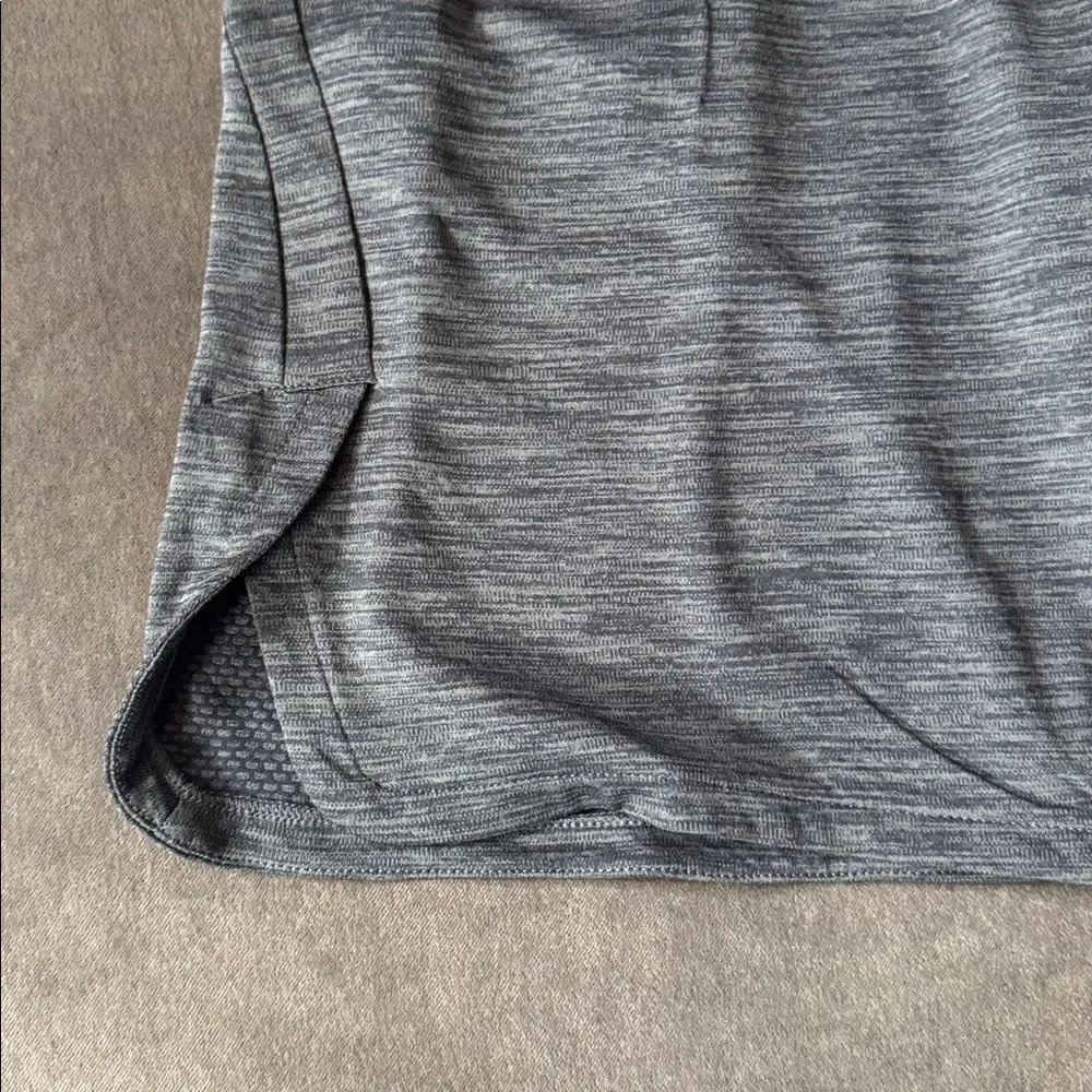 Nike Dry Men’s Gray Training Shorts Standard Fit Size M NWT
